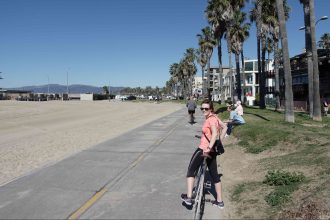 cycling on the beaches in LA